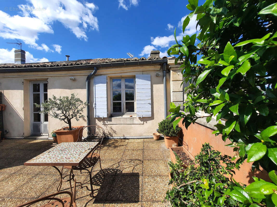 Appartement à NIMES