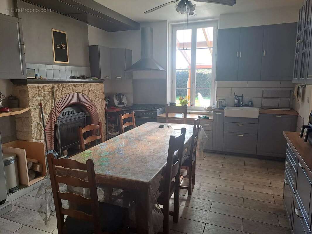 Maison à SAINTE-BAZEILLE