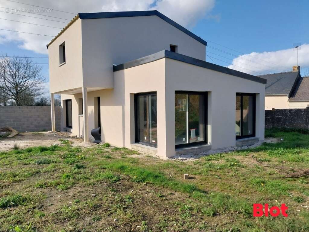 Maison à BAIN-DE-BRETAGNE
