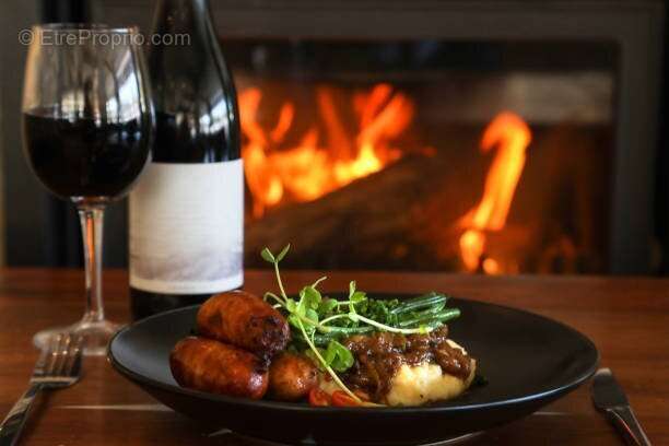 Commerce à PARIS-17E