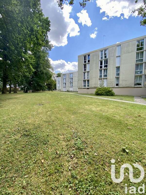 Photo 5 - Appartement à LE PLESSIS-TREVISE