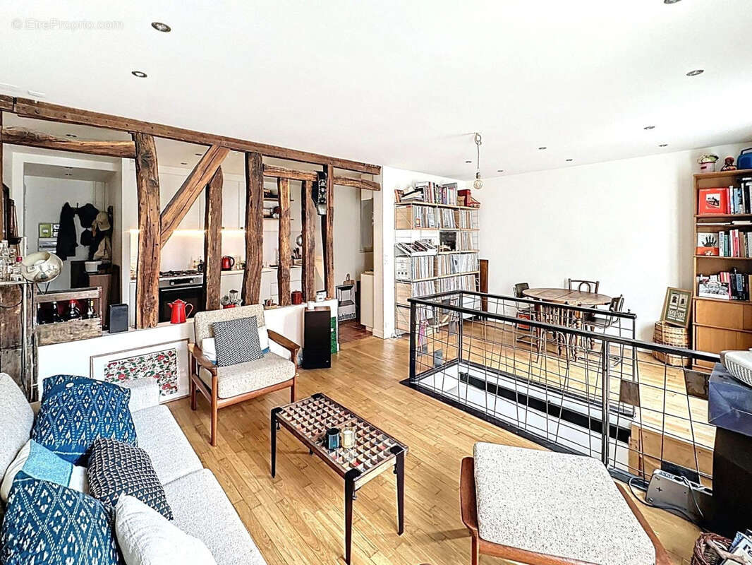 Appartement à PARIS-20E