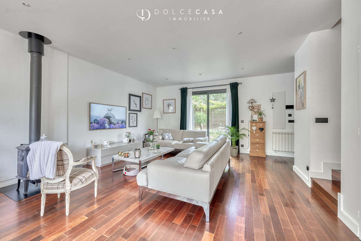 Maison à BRY-SUR-MARNE