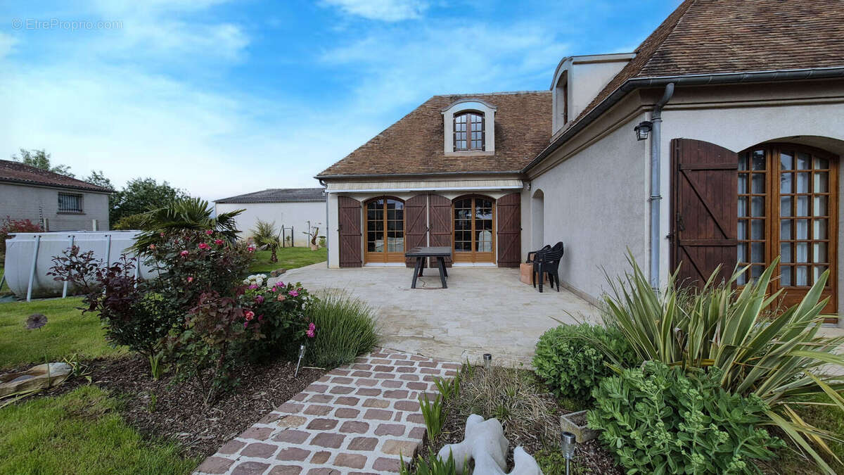Maison  5 pièce(s) 139 m2 - photo 9
