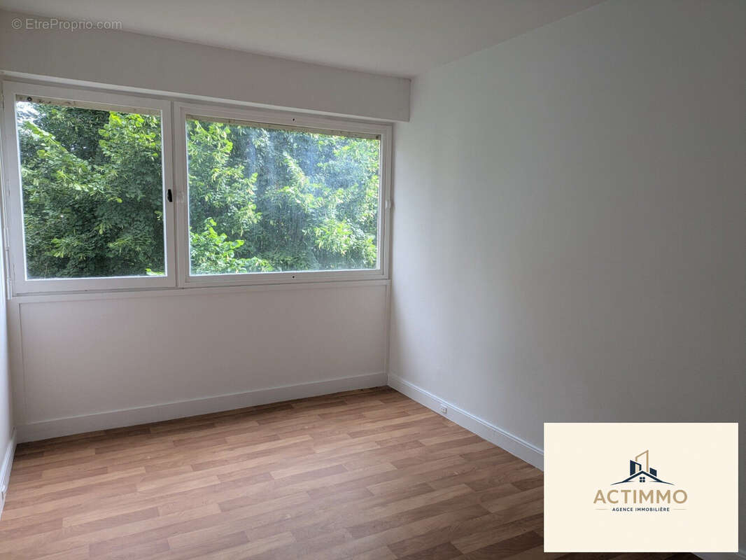 Appartement 84 m² à Joigny  - photo 4