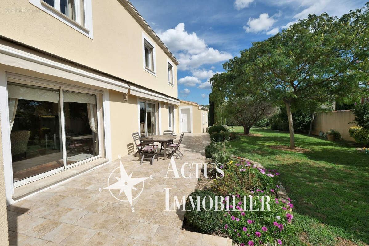 Maison à SALON-DE-PROVENCE