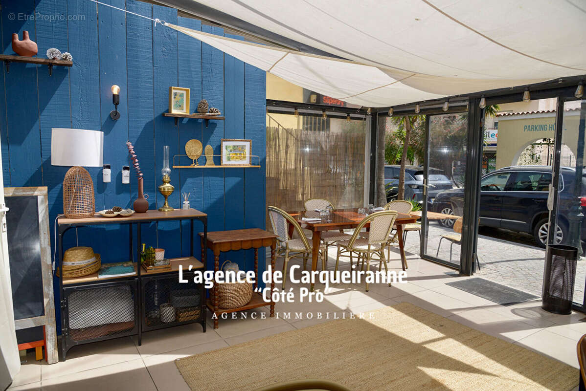 A vendre fonds de commerce restaurant de 105 m2  entierement equipe et disposant d'une belle terrasse idealement situe au centre - photo 3