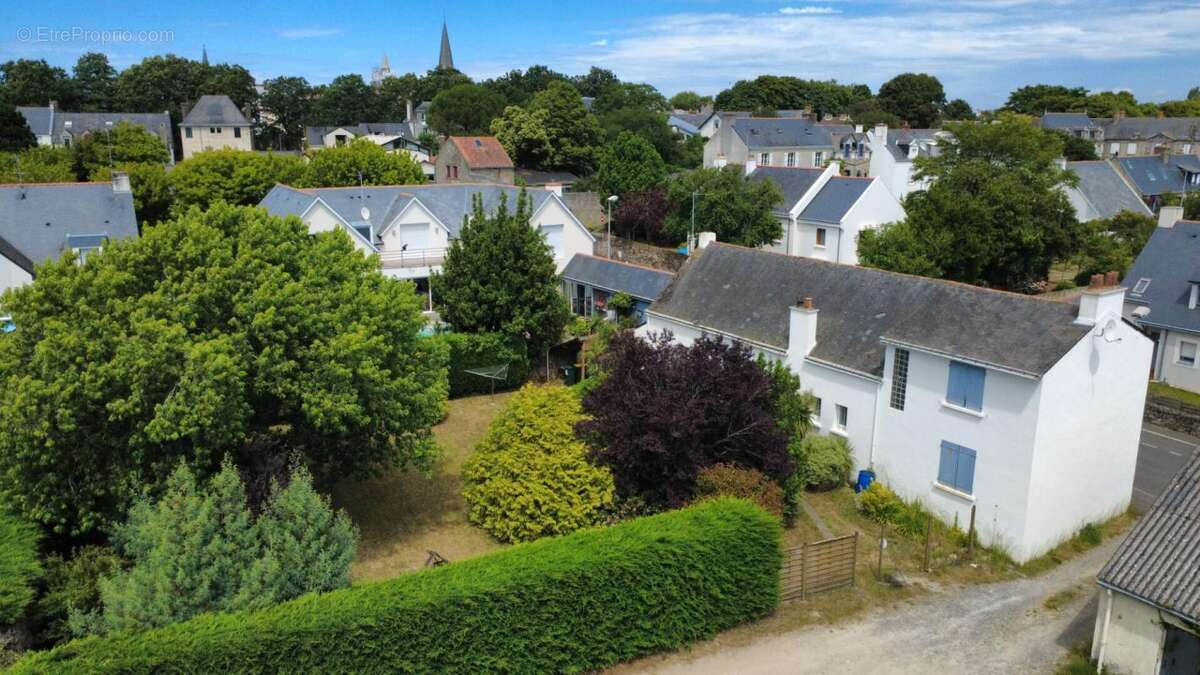Exclusivité - Côteau Sud - 150m des remparts - Fort potentiel - photo 13