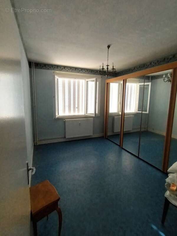 Appartement à MONTCEAU-LES-MINES