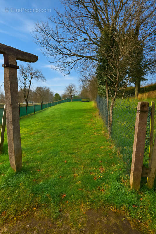 Maison à PEYRAT-LE-CHATEAU