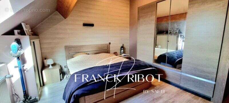 Photo 9 - Maison à QUARRE-LES-TOMBES