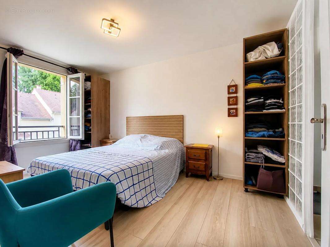 Maison de 7 pièces de 116 m² à Ennery - photo 7