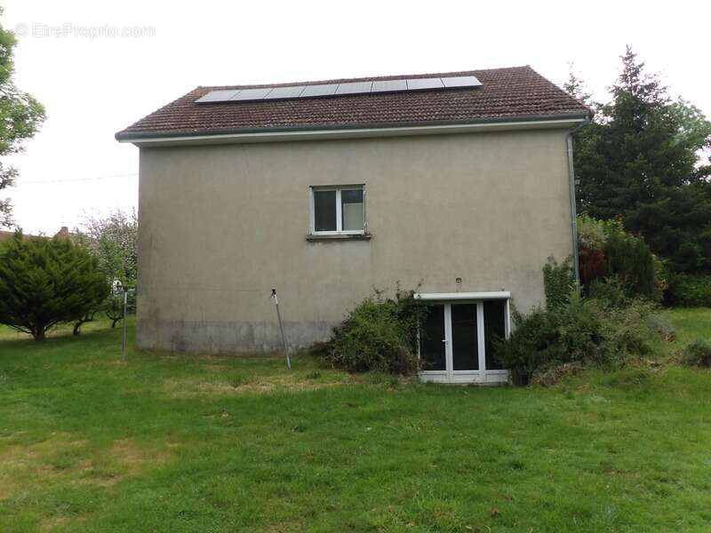 Maison à CHAMBON-SUR-VOUEIZE