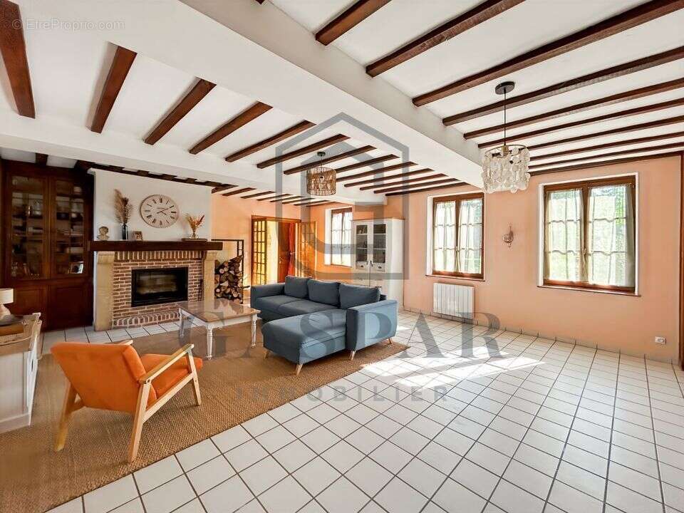 Maison à VITRAI-SOUS-LAIGLE