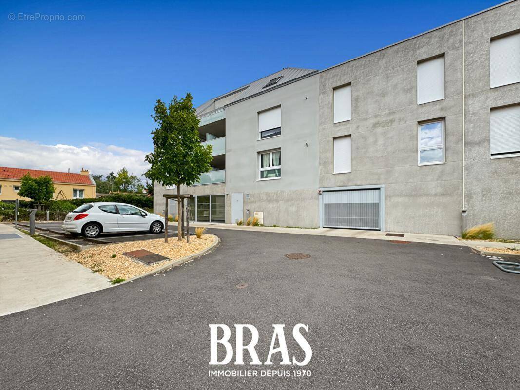 Appartement à BOUGUENAIS