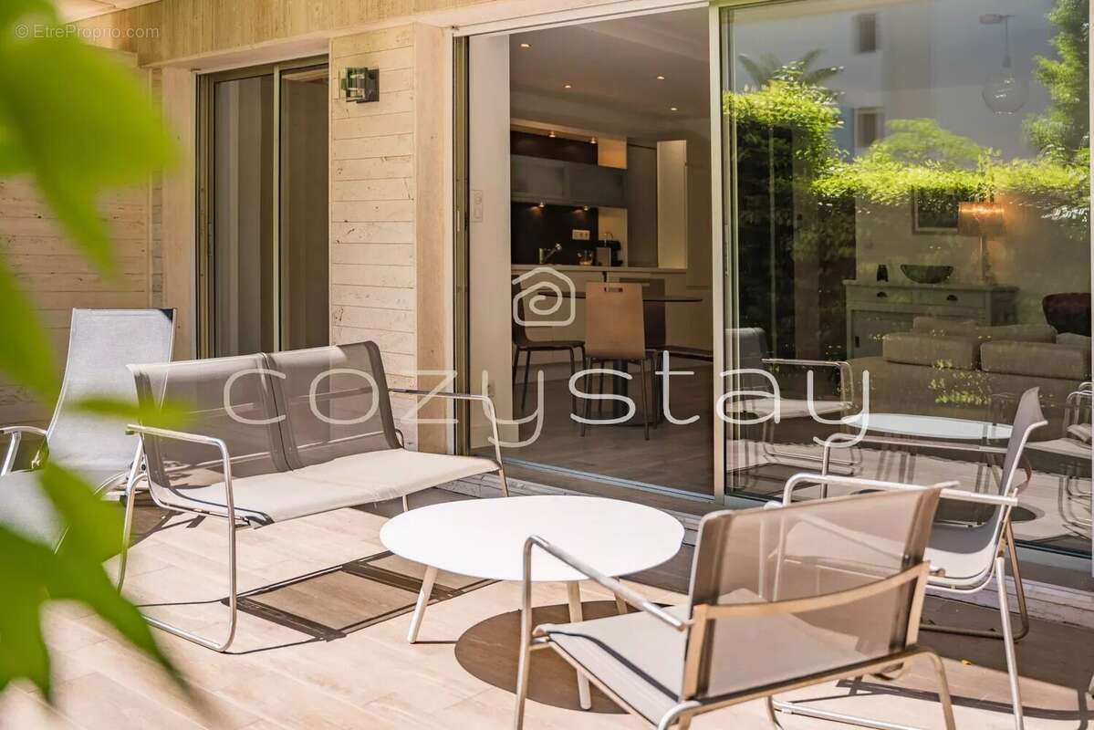 Appartement à CANNES