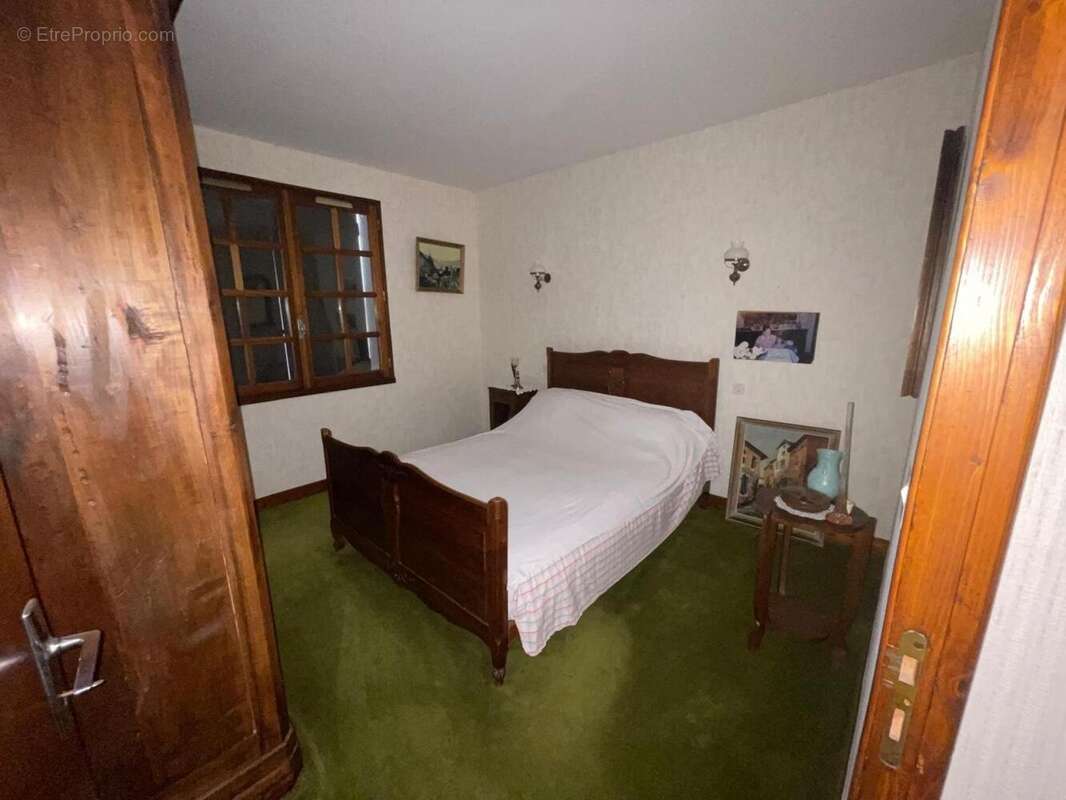 Maison 102 m² à Le Montat  - photo 8