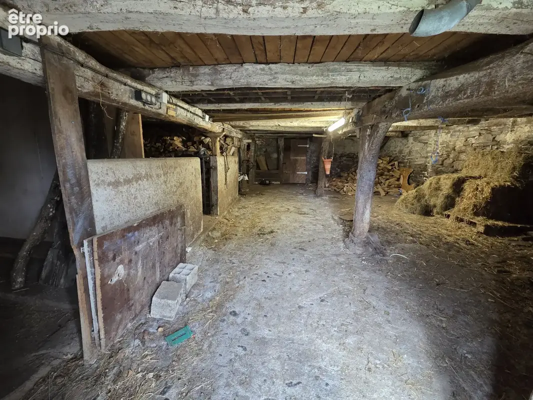 Maison 4 pièces, grange et dépendances - photo 16