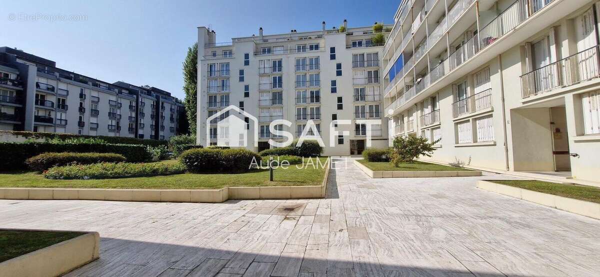 Photo 2 - Appartement à VERSAILLES