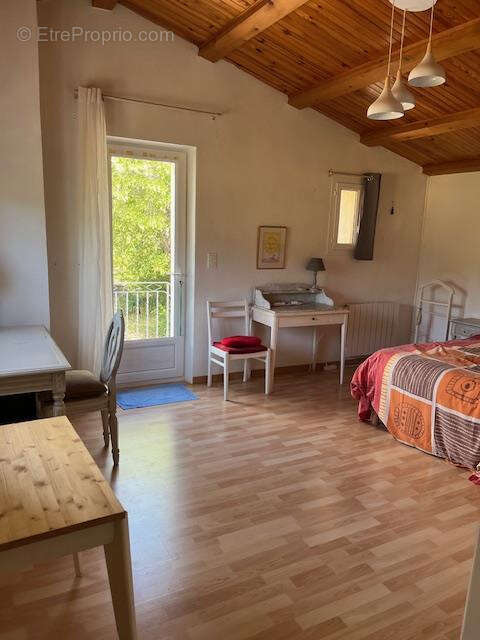 Maison à MONTBRUN-LES-BAINS