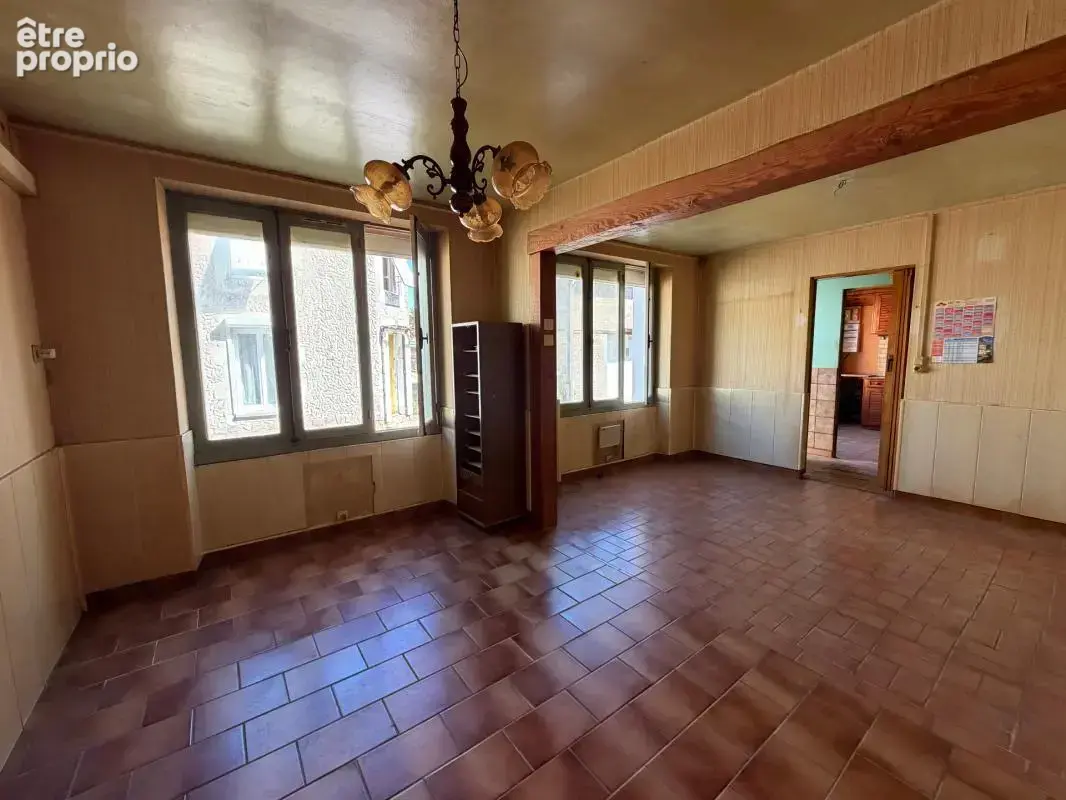 Mareuil sur lay dissais 85320 calme absolu avec tout a pied maison a rafraichir avec garage a prix fou - photo 4