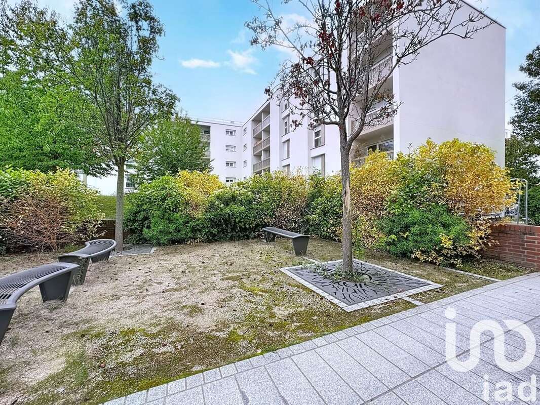 Photo 8 - Appartement à EPINAY-SOUS-SENART