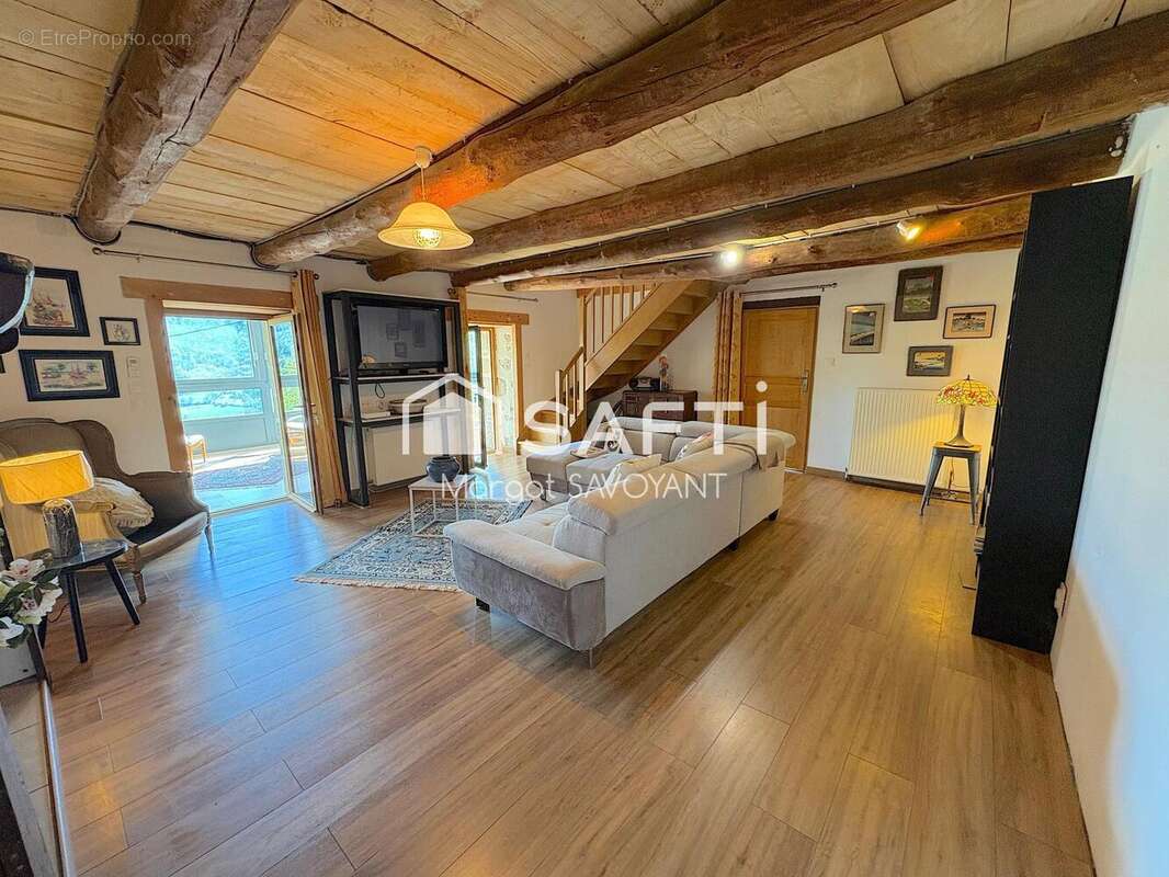 Photo 5 - Maison à ENTRAYGUES-SUR-TRUYERE
