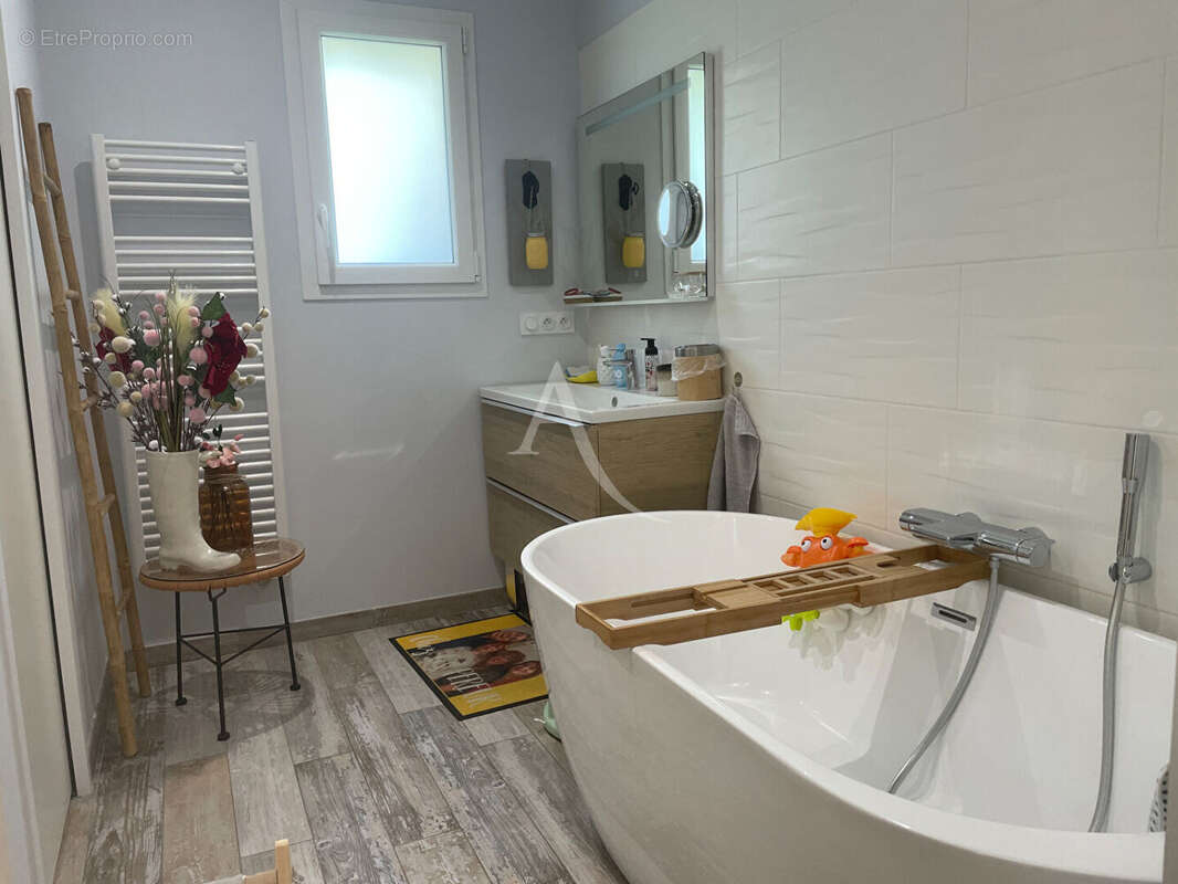 Maison à SAINT-HILAIRE-DE-RIEZ