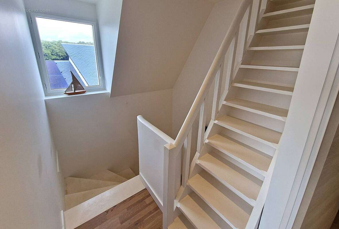 Maison à LE POULIGUEN