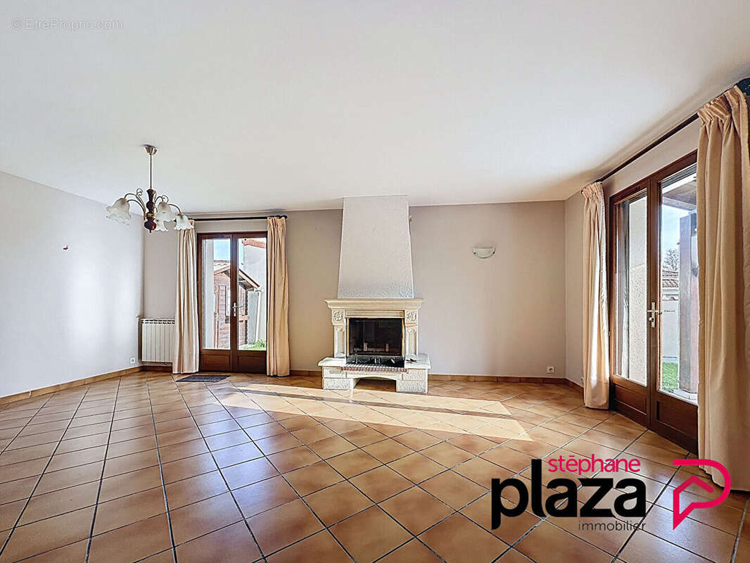 Maison à SAINT-SULPICE-DE-ROYAN