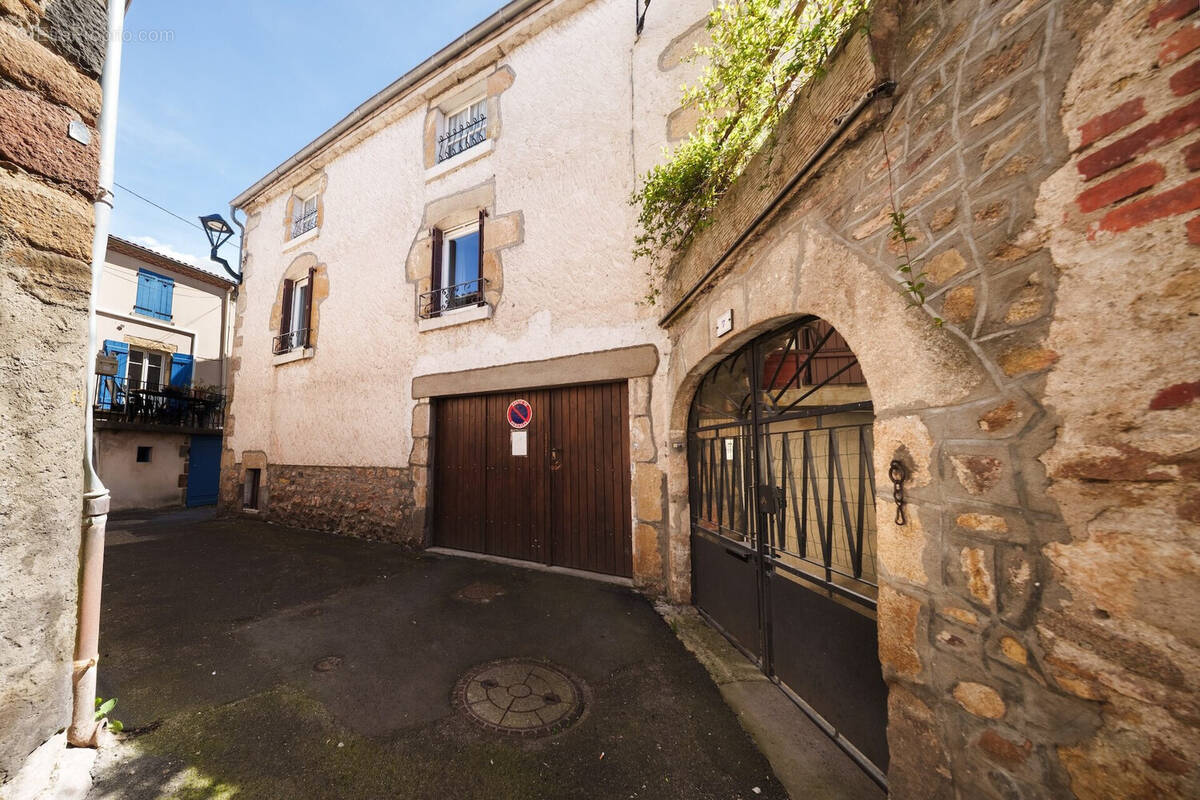 Maison à COUDES