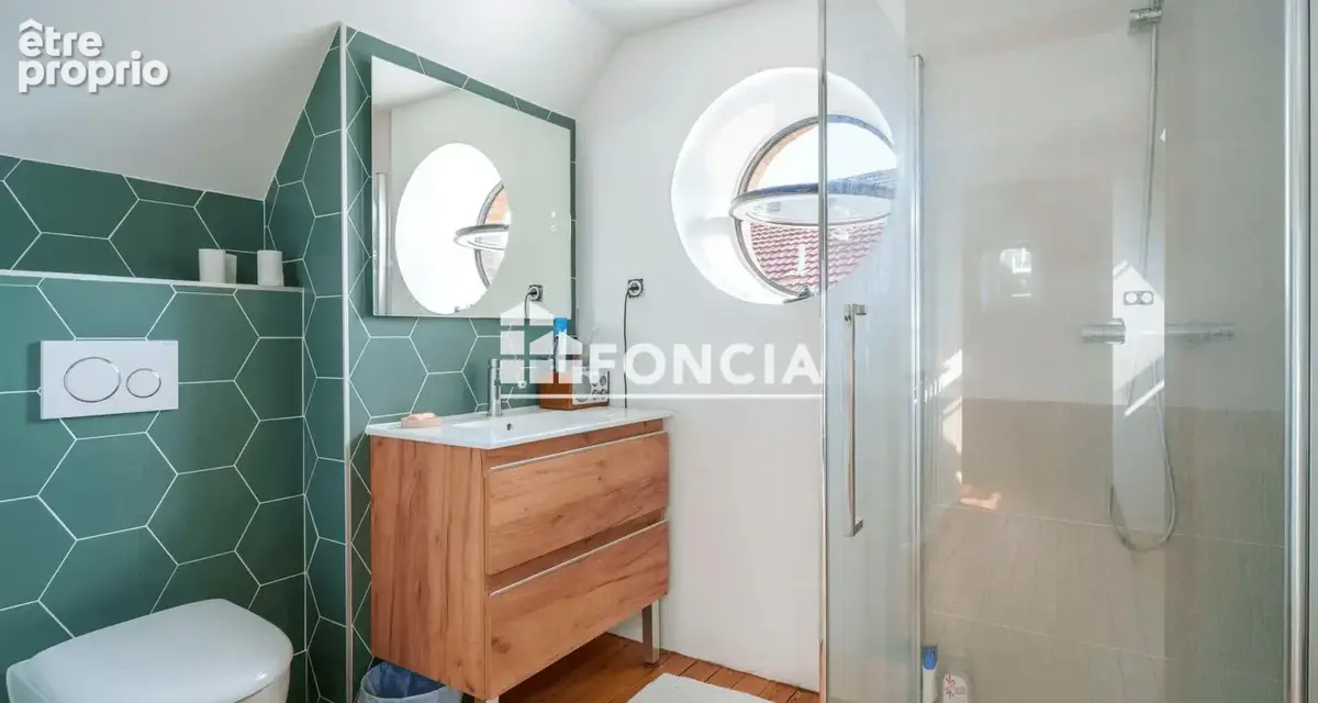 Grande maison familiale de 265 m² avec possibilité profession libérale - photo 6
