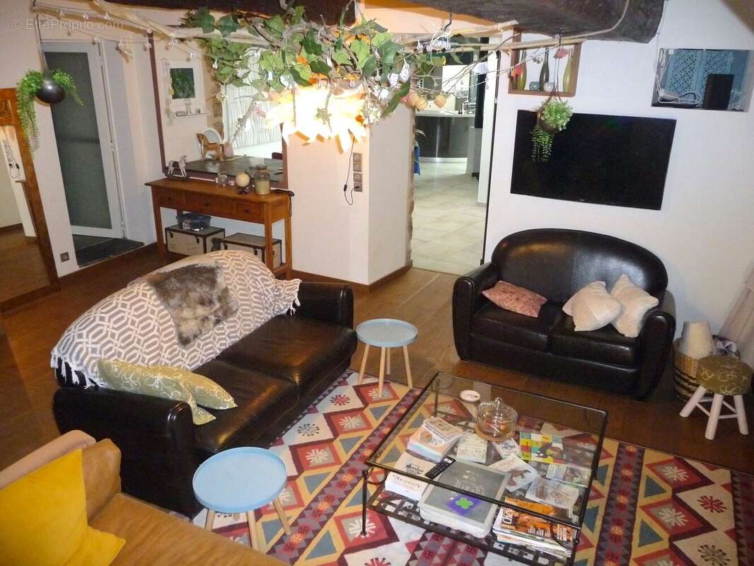 Maison à ARGENTRE-DU-PLESSIS