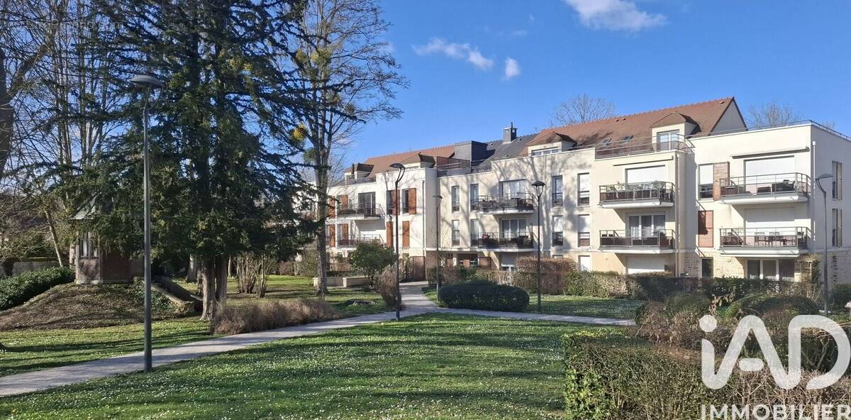 Photo 1 - Appartement à MENNECY