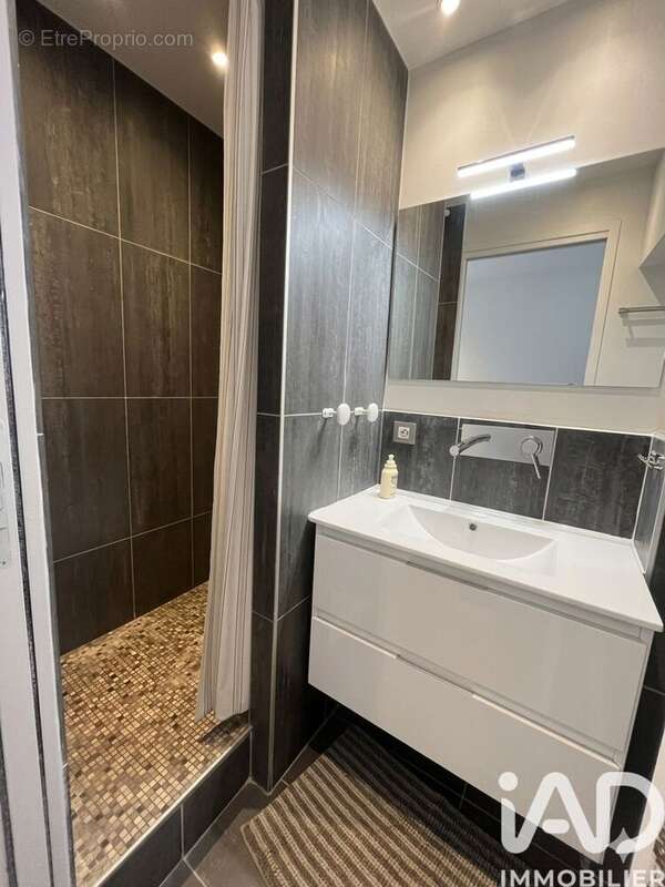 Photo 6 - Appartement à PARIS-15E