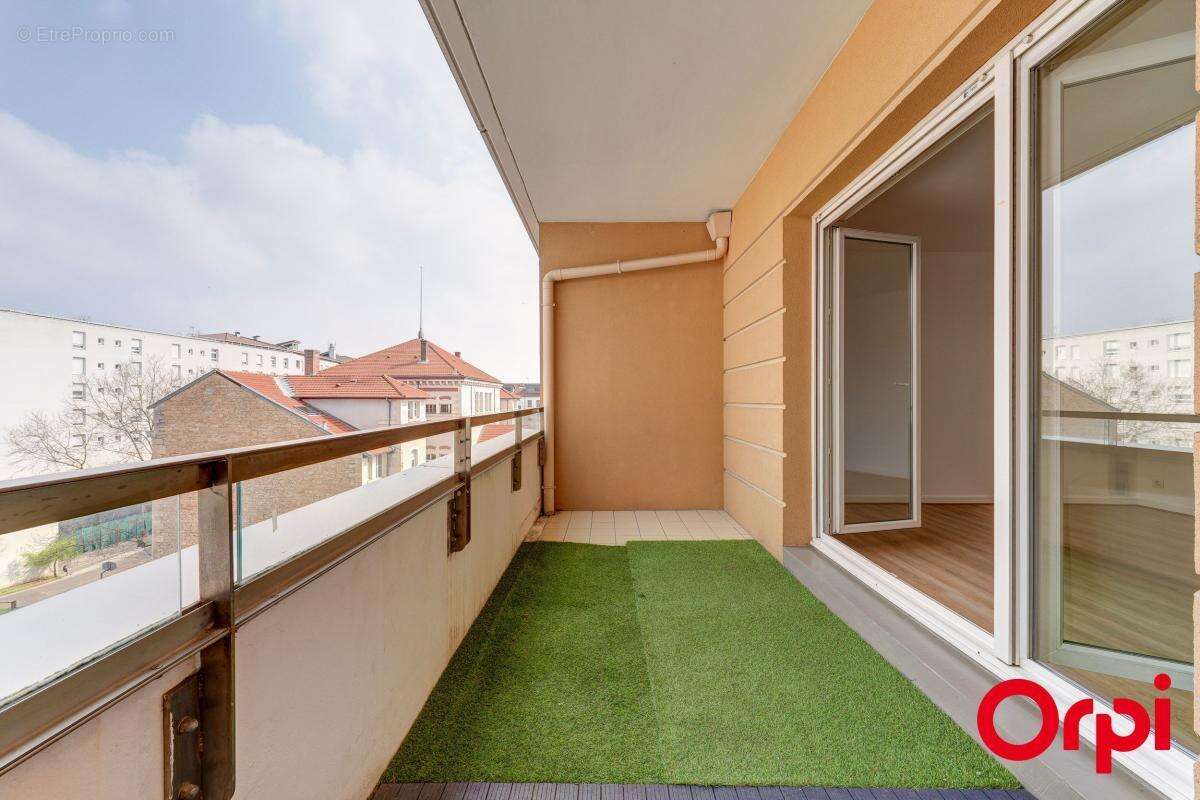 Appartement à LYON-3E