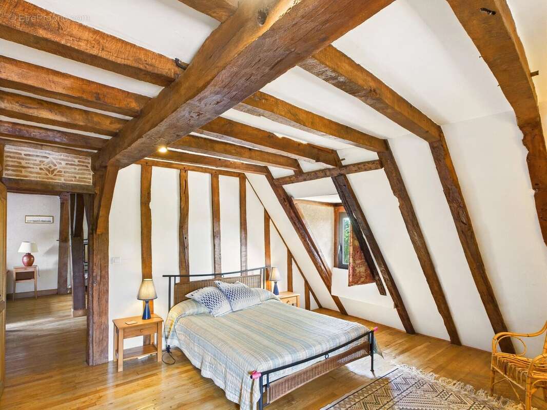 Propriété d’exception du Moyen Âge en bord de rivière – Maison d’amis, piscine à débordement et dépendance – Proche Bergerac - photo 11