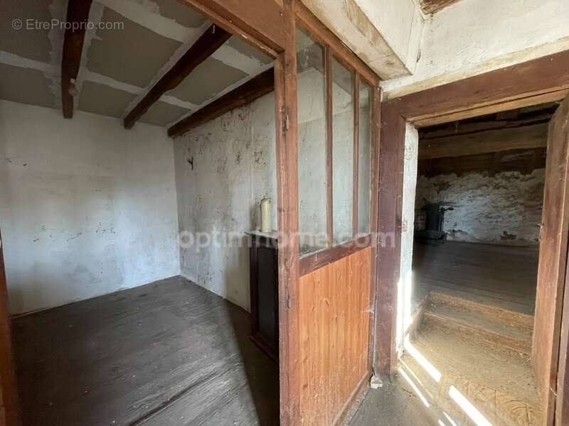 Maison à CHATEAUPONSAC