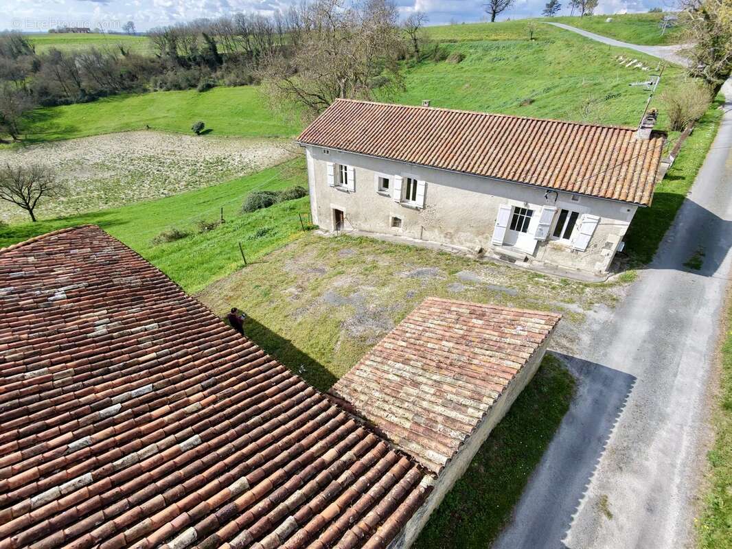 Maison à VERTEILLAC