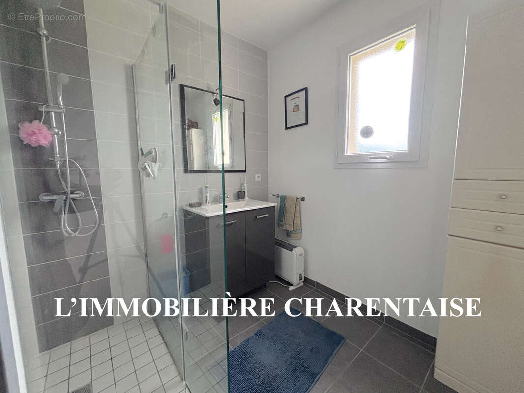 Maison à CORME-ECLUSE