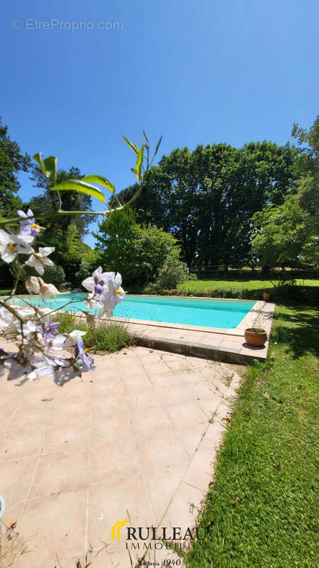 Maison à SAINT-ANDRE-DE-CUBZAC