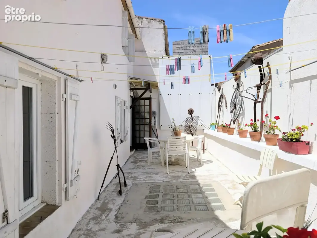 Agde centre - maison vigneronne familiale 3 chambres - grand garage - belle terrasse - photo 3