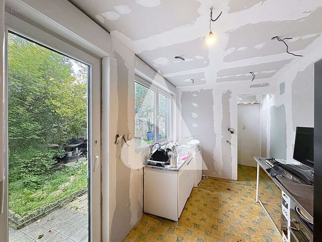 Maison à FRESNES-SUR-ESCAUT