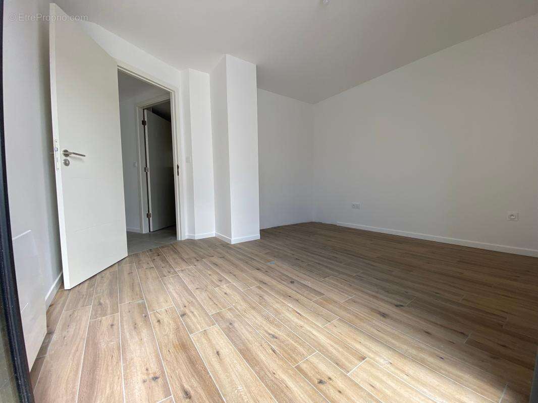 Appartement à LES MATHES