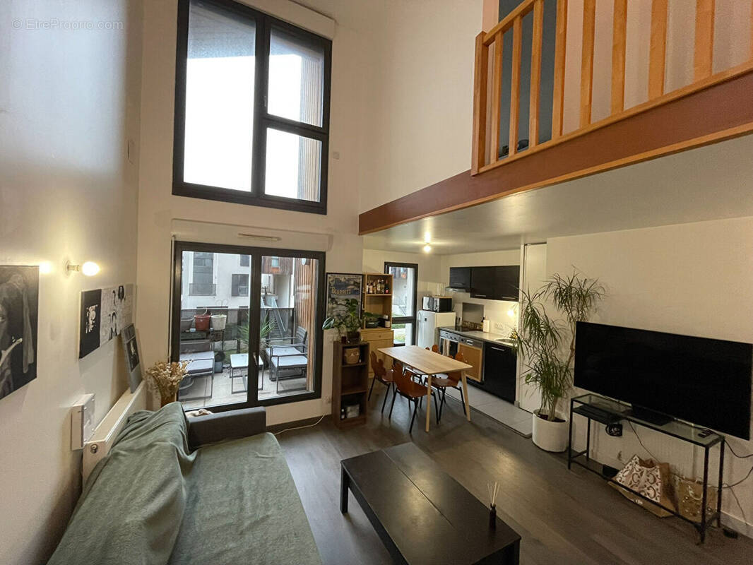 Appartement à BORDEAUX