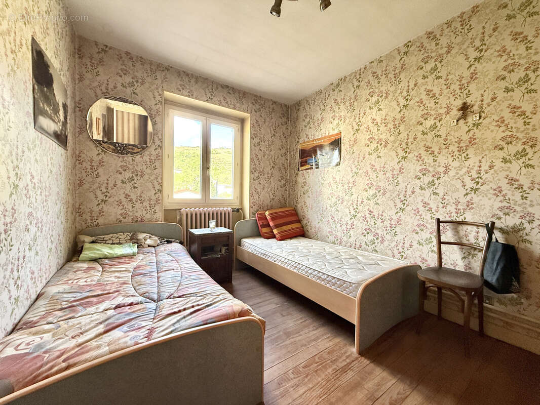 Maison à LIMONY
