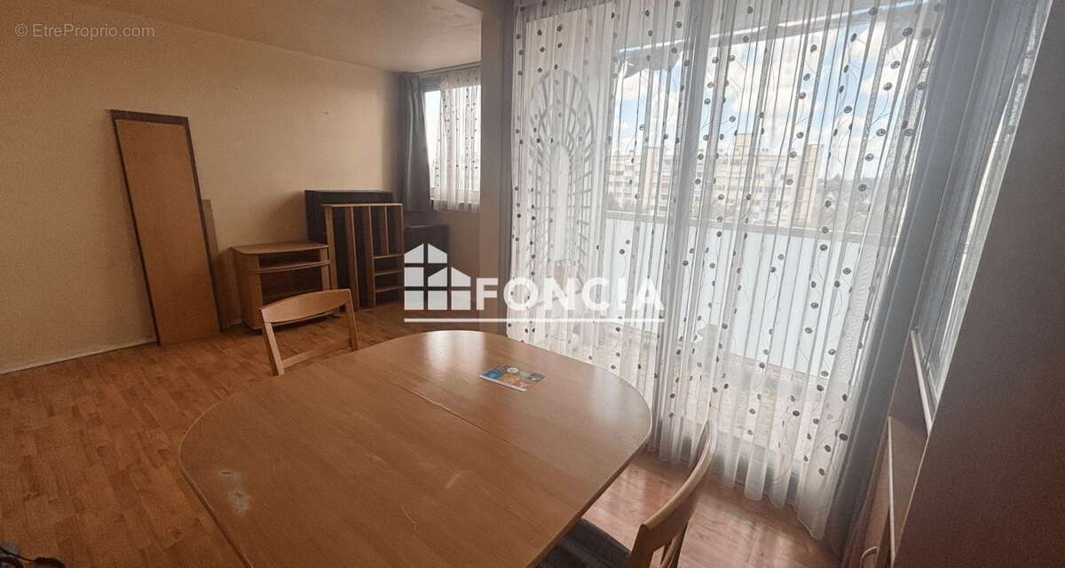 F5 - 79.24 m2+ Cave + Parking Privé - Secteur GARE Savigny/Orge - photo 3