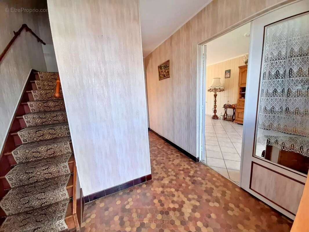 Maison à CHALETTE-SUR-LOING