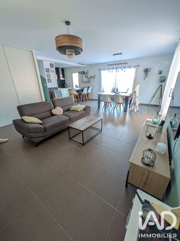 Maison 105 m² à Montarnaud  - photo 2