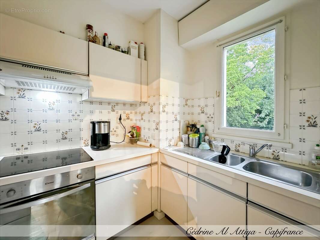 LA ROCHELLE, Appartement à vendre 1er étage, 2 pièces, 54m2, véranda, parking et cave - photo 9